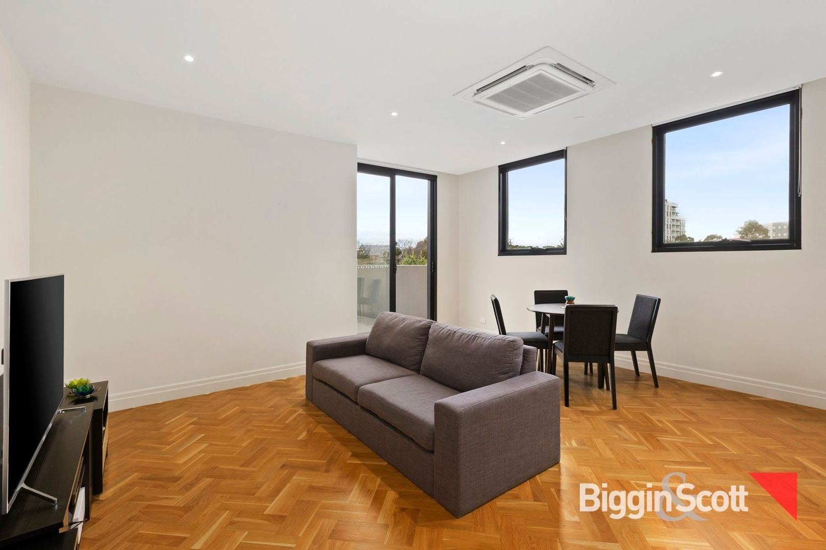 502/7 Berkeley Street, Doncaster VIC 3108, Image 1