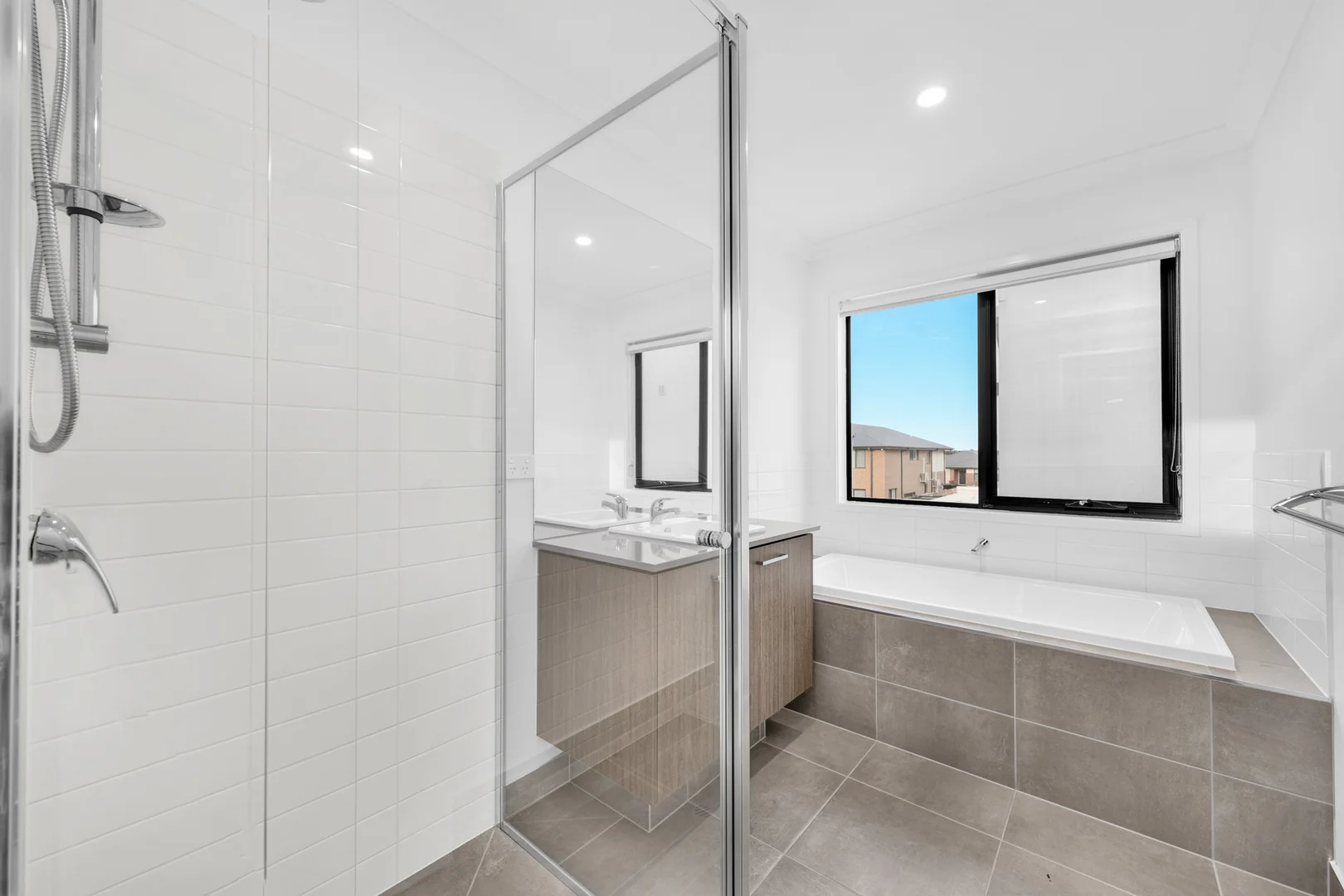 Additional image 15 of 28 Roseburn Avenue, Mickleham VIC 3064