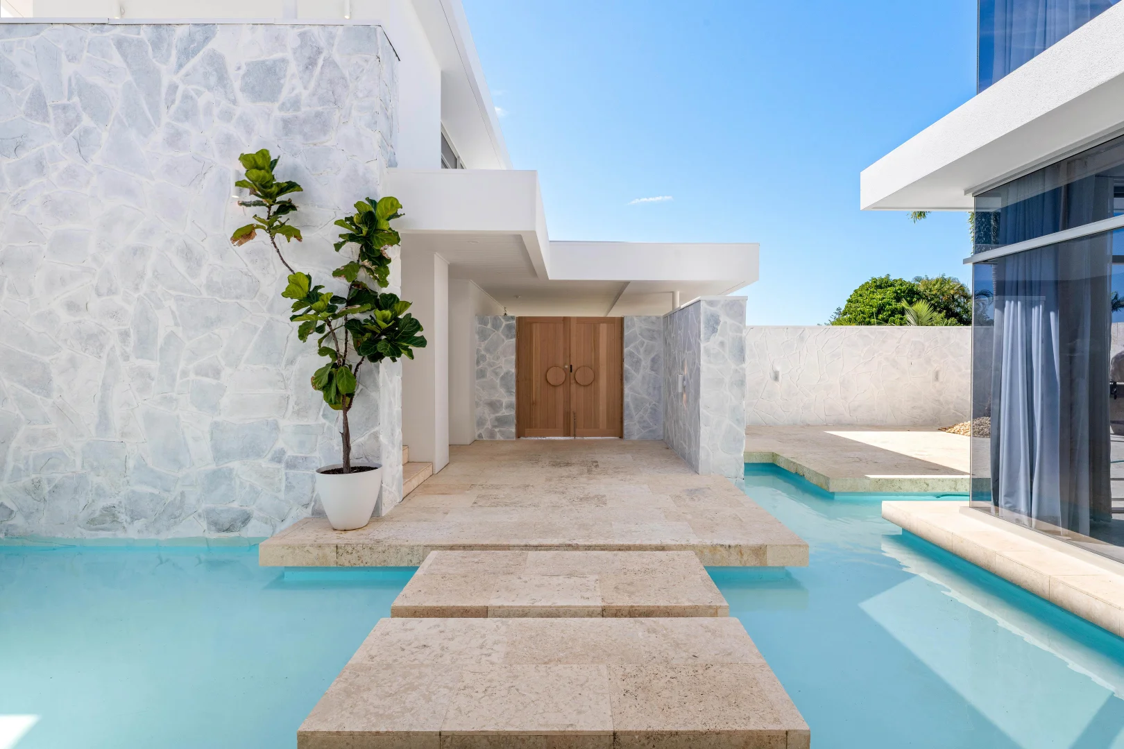 Additional image 3 of 1 Tosti Street, Sorrento QLD 4217