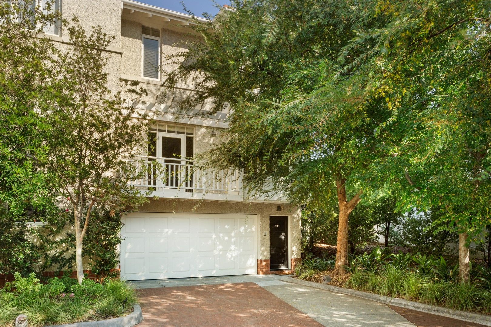 2 bedrooms Townhouse in 76 Esplanade West PORT MELBOURNE VIC, 3207
