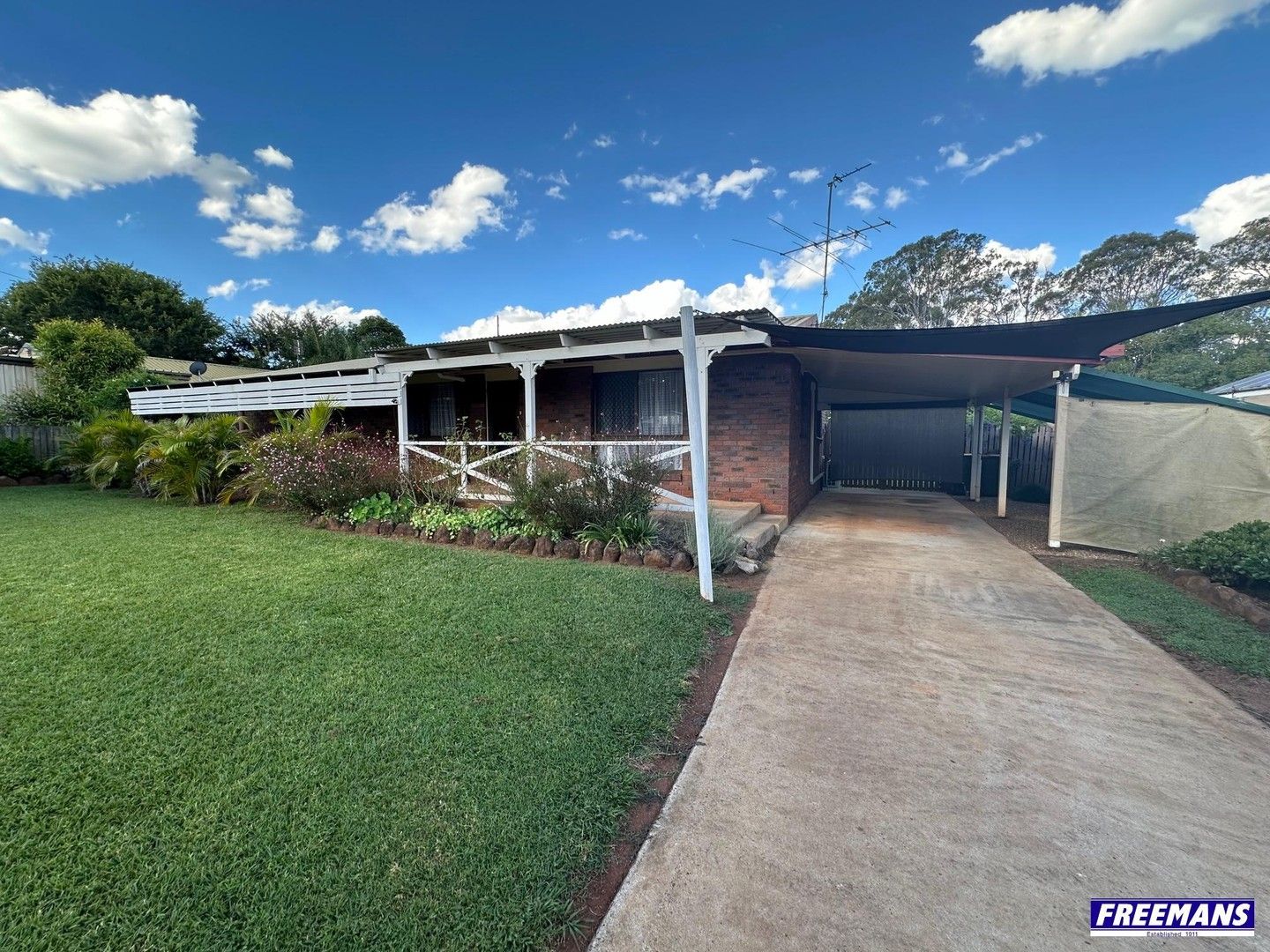 8 Willowglen Street, Kingaroy QLD 4610, Image 0