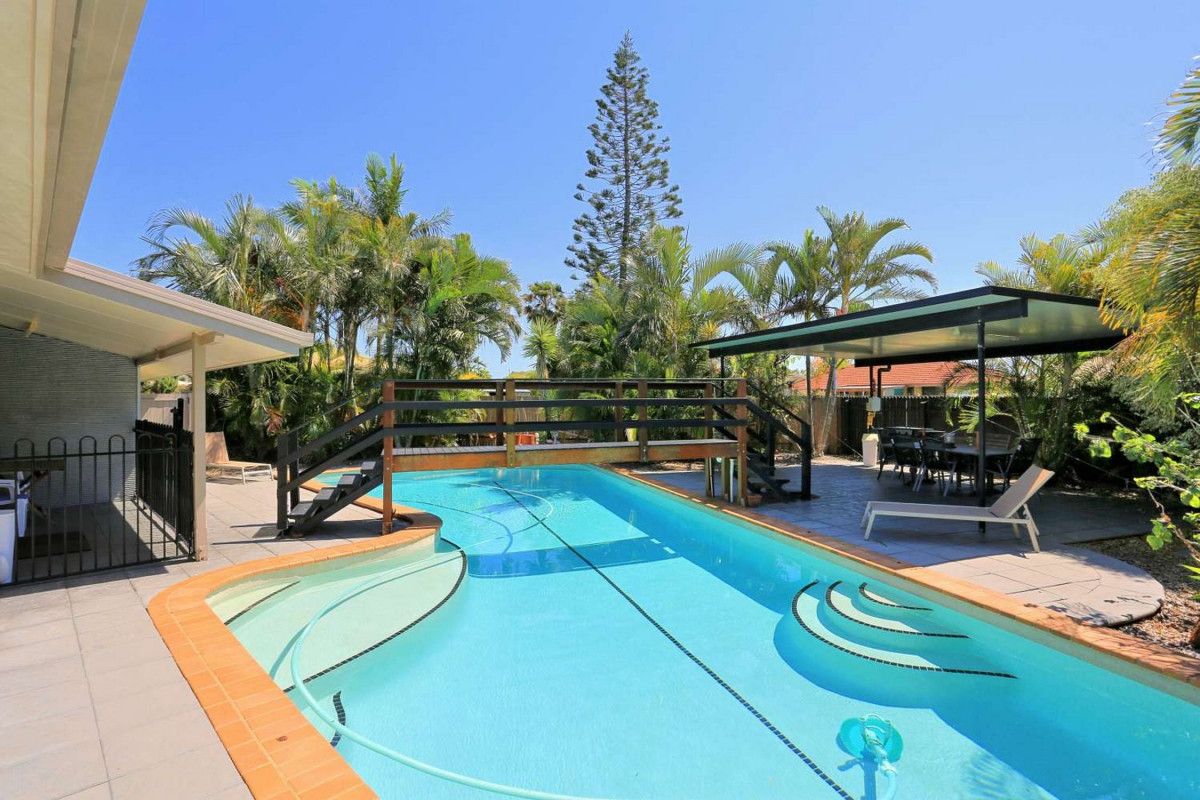 2 Elworthy Street, Bargara QLD 4670, Image 1