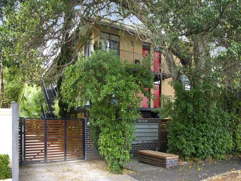 1 bedrooms Apartment / Unit / Flat in 1/89 Denham Street HAWTHORN VIC, 3122