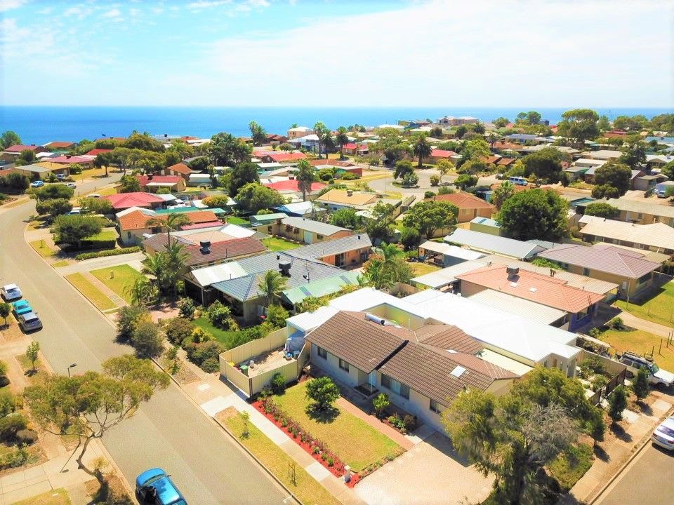 17 Swordsman Road, O'Sullivan Beach SA 5166, Image 1