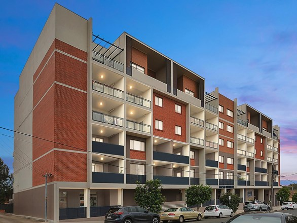 7/3-9 Warby Street, Campbelltown NSW 2560