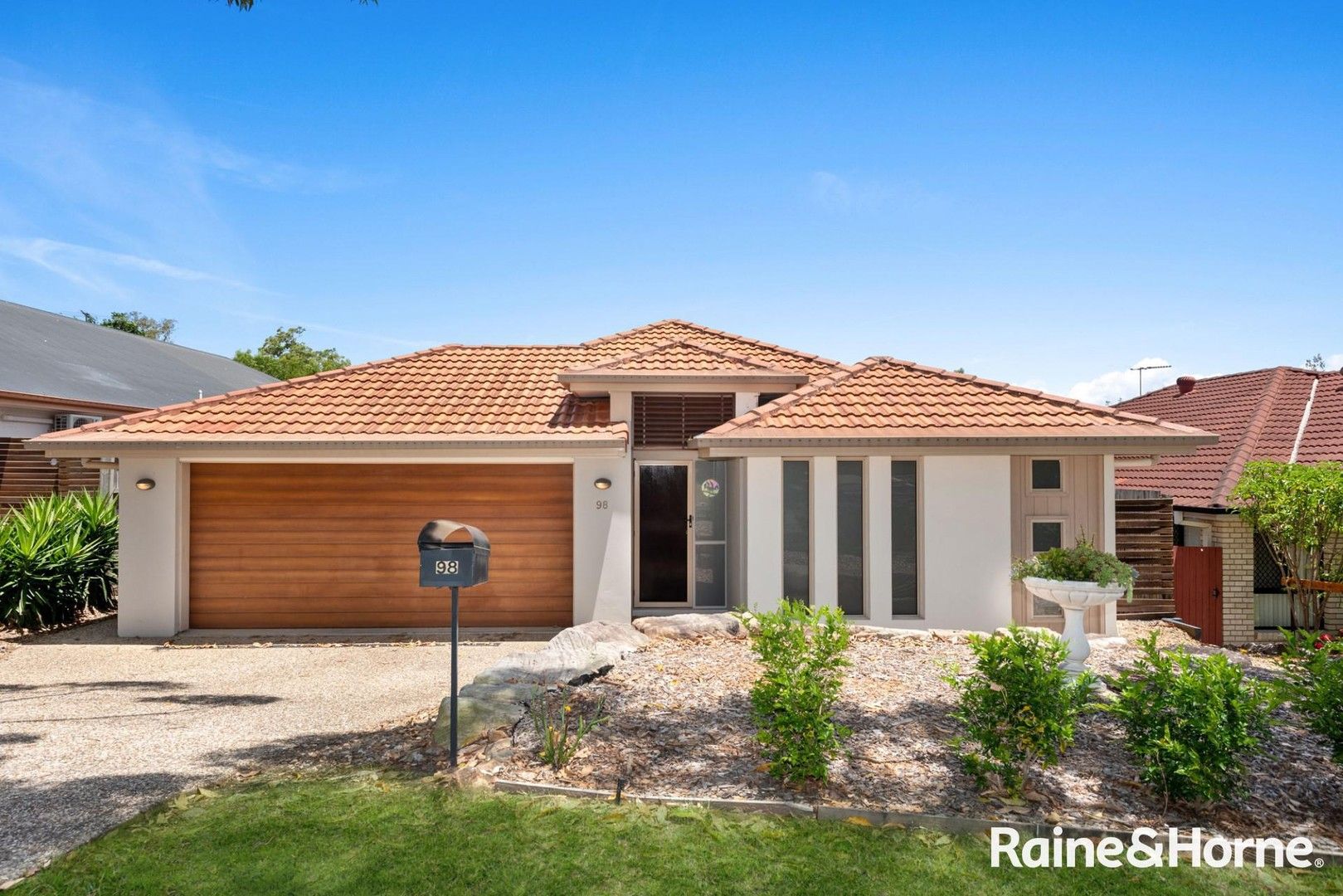 98 Brookeside Crescent, Seventeen Mile Rocks QLD 4073, Image 0