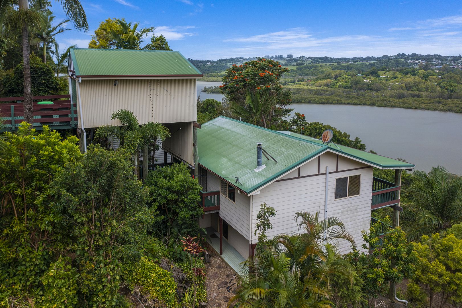 51 Broadwater Esplanade, Bilambil Heights NSW 2486, Image 2