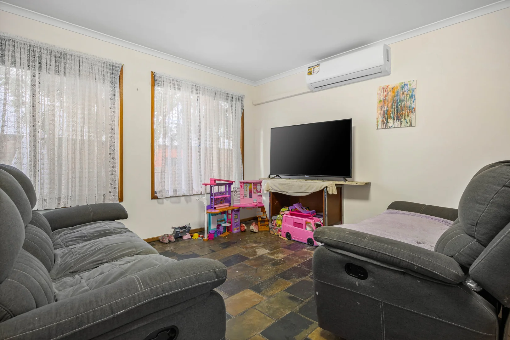 Additional image 4 of 9 Dianne Court, Canadian VIC 3350