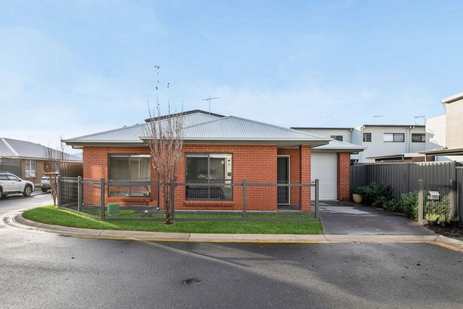 Picture of 11 Chadwick Court, FINDON SA 5023