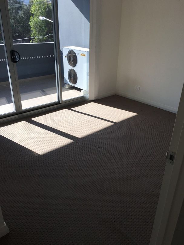 1 bedrooms Apartment / Unit / Flat in Charles Street CANTERBURY NSW, 2193