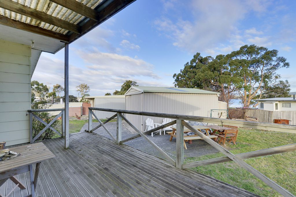 6 Cliffords Road, Saltwater River TAS 7186, Image 2