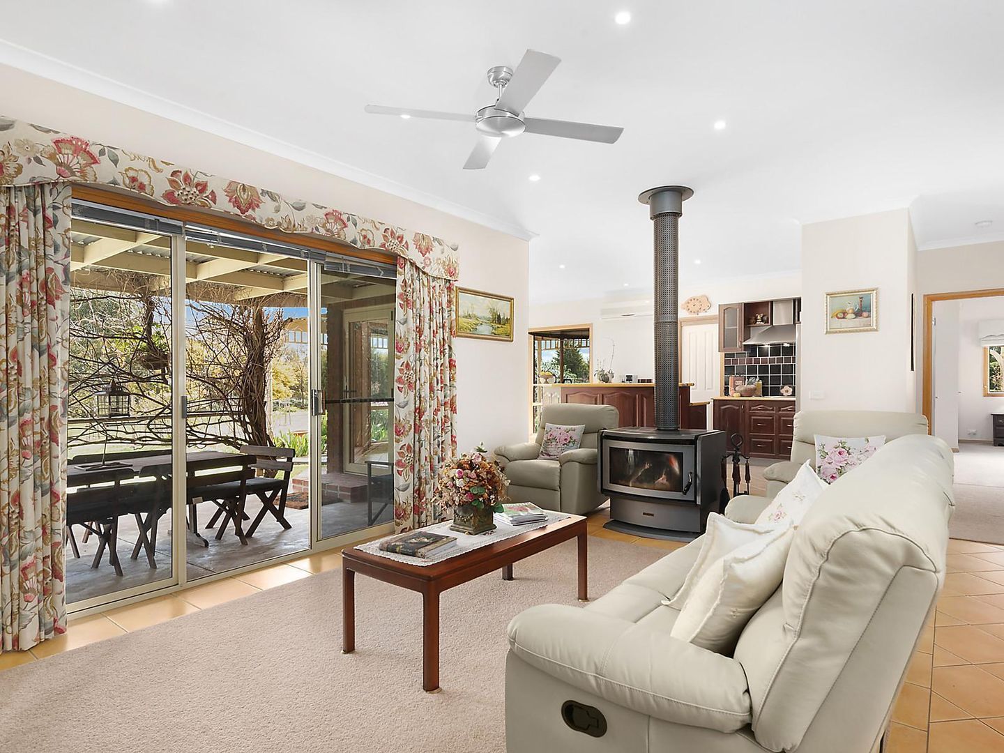 50 Braemar Court, Lovely Banks VIC 3213, Image 2