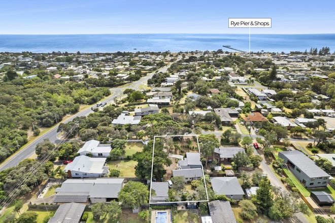 Picture of 2 Rosyth Road, RYE VIC 3941