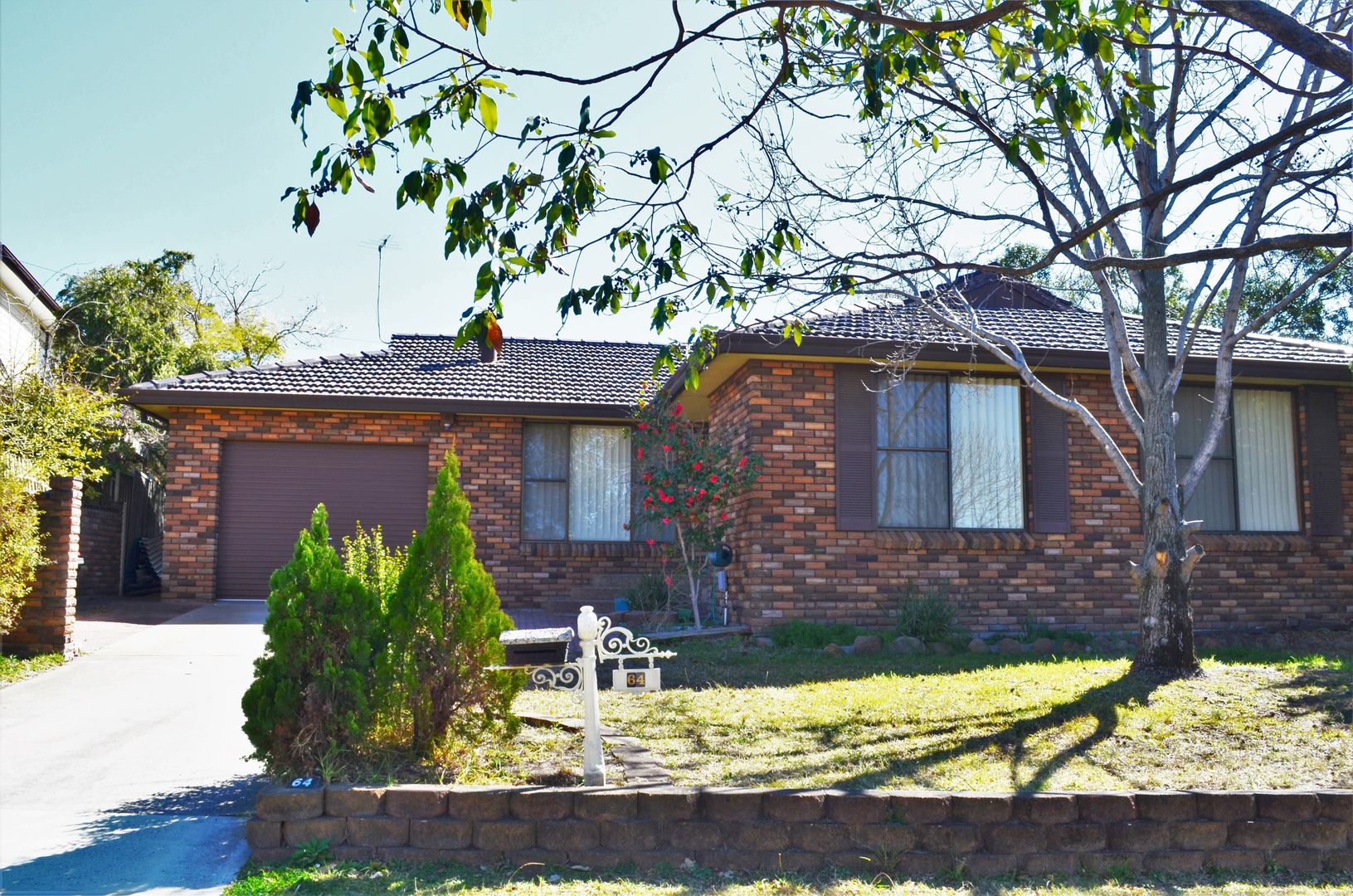 64 Trinity Drive, Cambridge Gardens Property History & Address