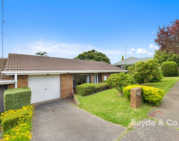 2/26 Macarthur Street, Warragul VIC 3820