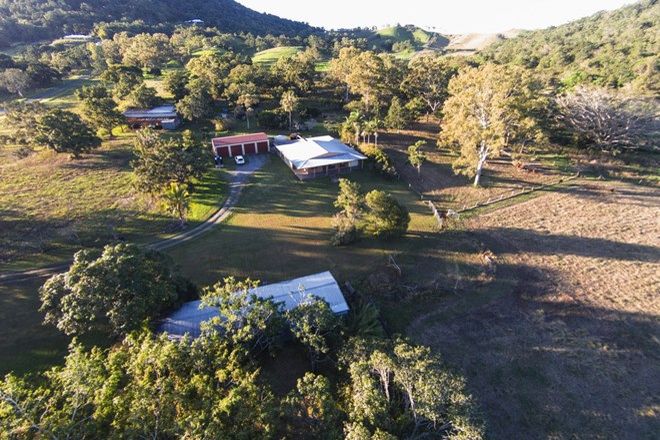 Picture of 118 Coxs Road, BALNAGOWAN QLD 4740