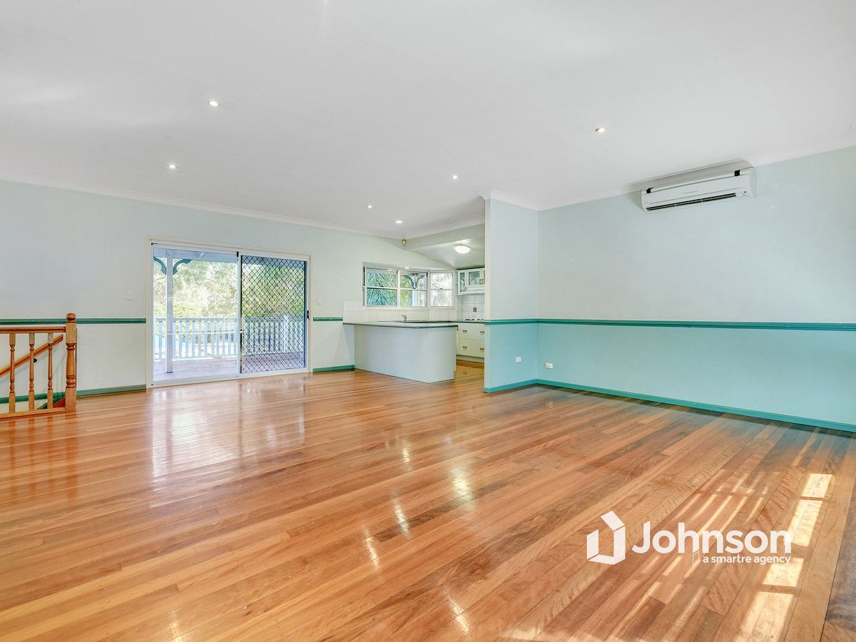 20 Lawson Place, Forest Lake QLD 4078, Image 2