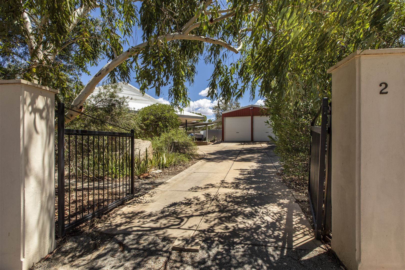 2 Crown Court, Larapinta NT 0875, Image 0