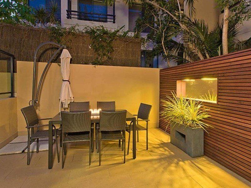 2 bedrooms Apartment / Unit / Flat in 28/114-116 Cabramatta Road CREMORNE NSW, 2090