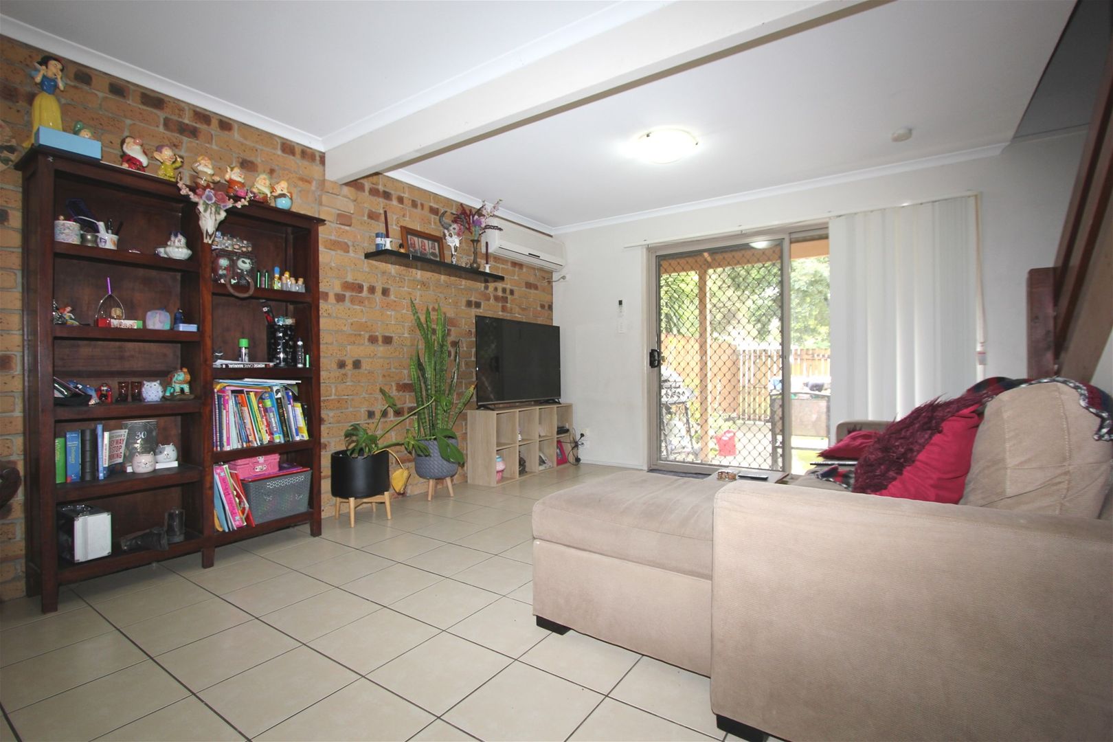 2/2 Tingi Avenue, Tanah Merah QLD 4128, Image 2