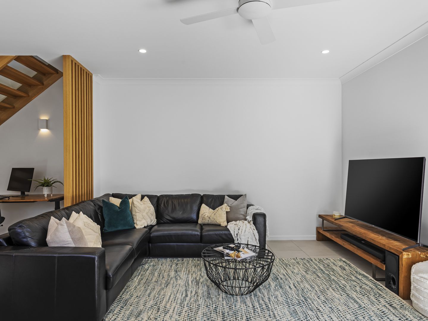 8/18 Foreshore Street, Coomera QLD 4209, Image 2