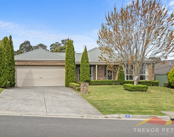 1 Oakbank Drive, Mount Helen VIC 3350