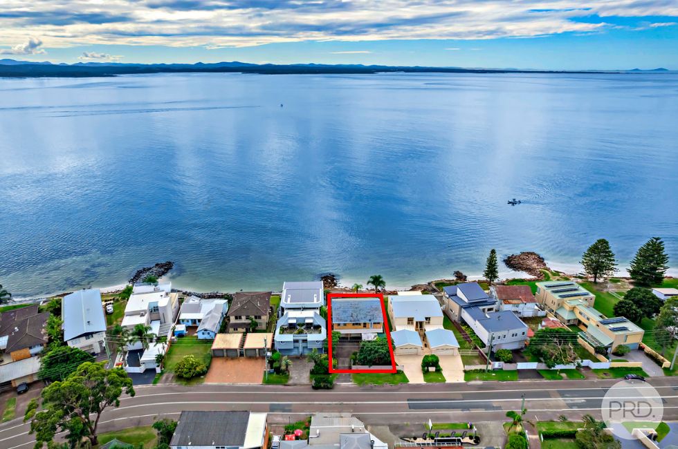 28 Sandy Point Road, Corlette NSW 2315, Image 1