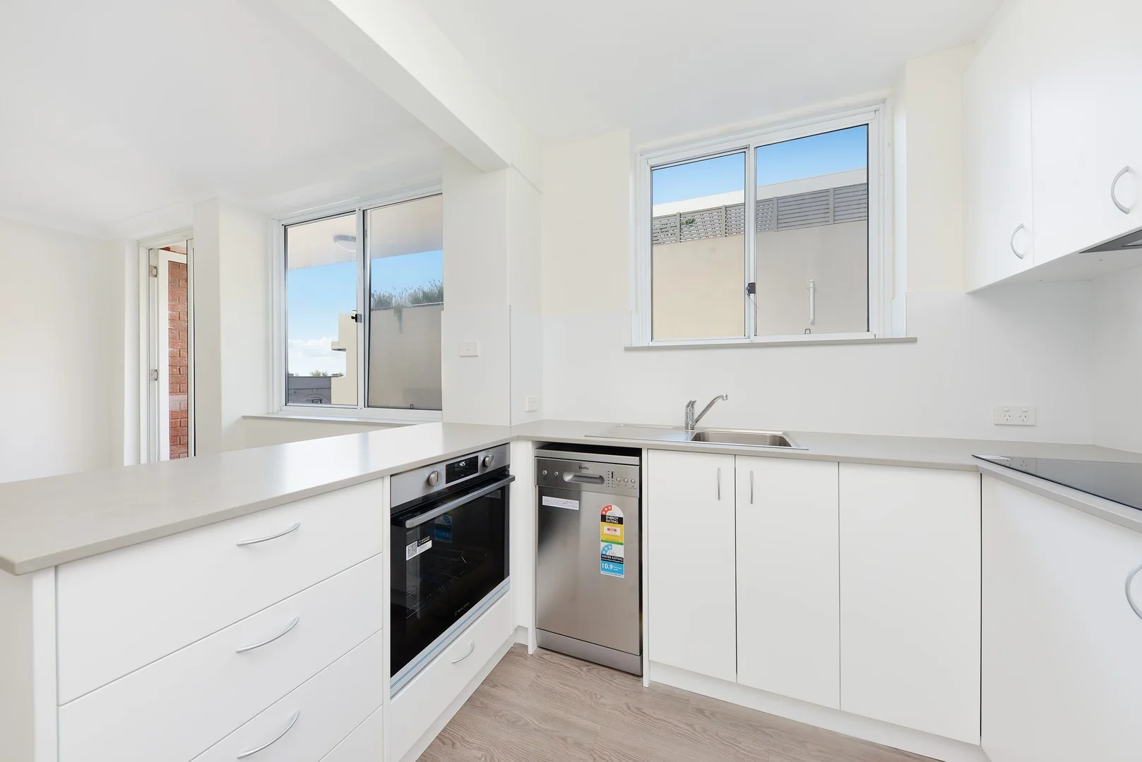 Primary image of 2/14 Beach Street, Clovelly NSW 2031