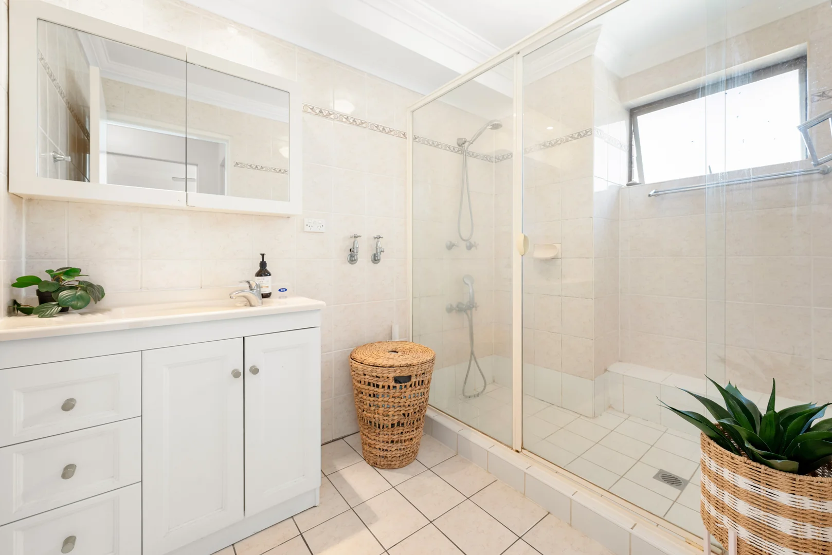 Additional image 7 of 2/35 Amelia Street, Coorparoo QLD 4151