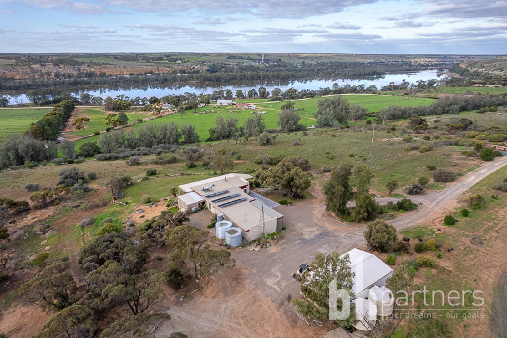 302 Craignook Road, Caurnamont SA 5238, Image 1