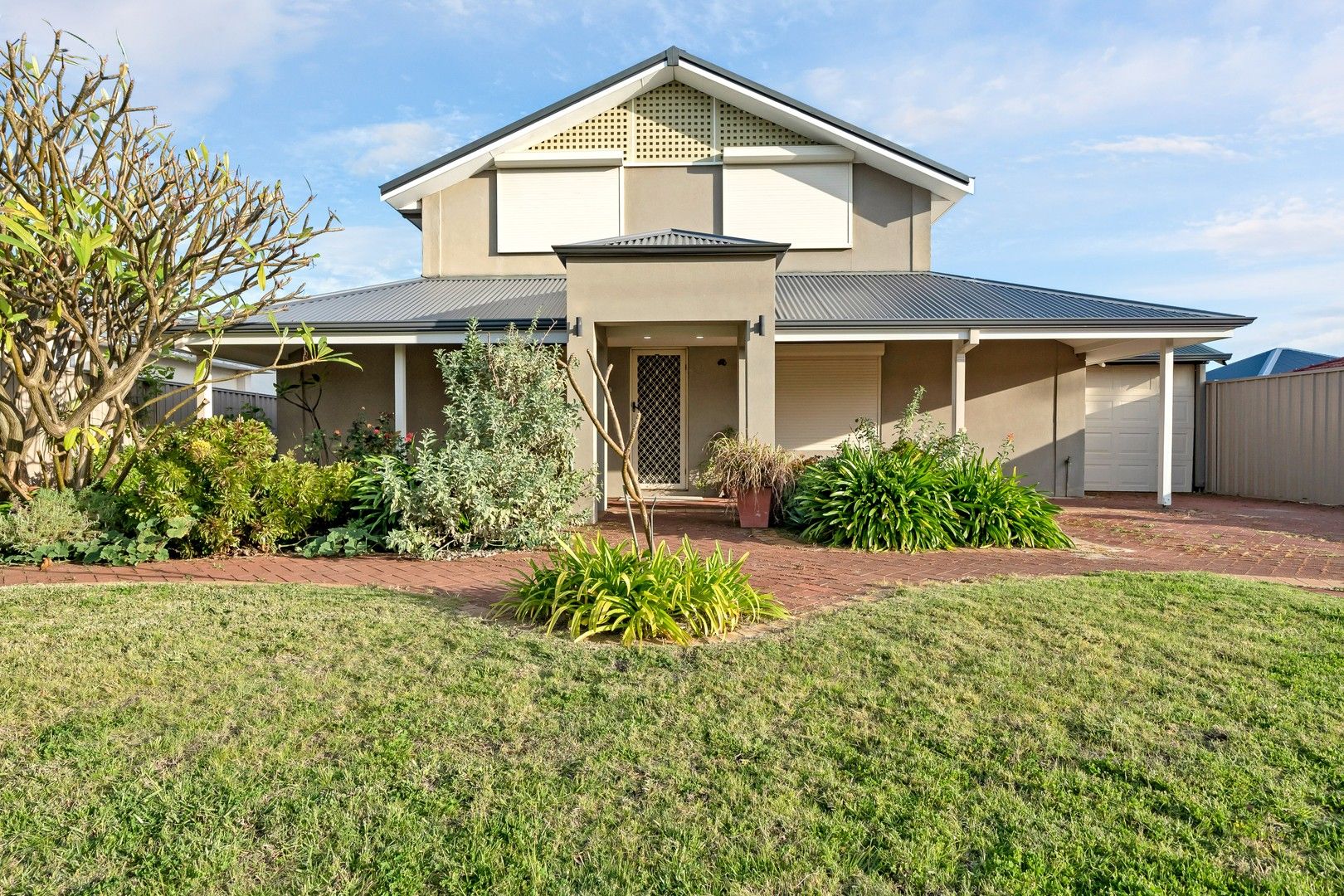 4 bedrooms House in 11 Devonshire Street MORLEY WA, 6062