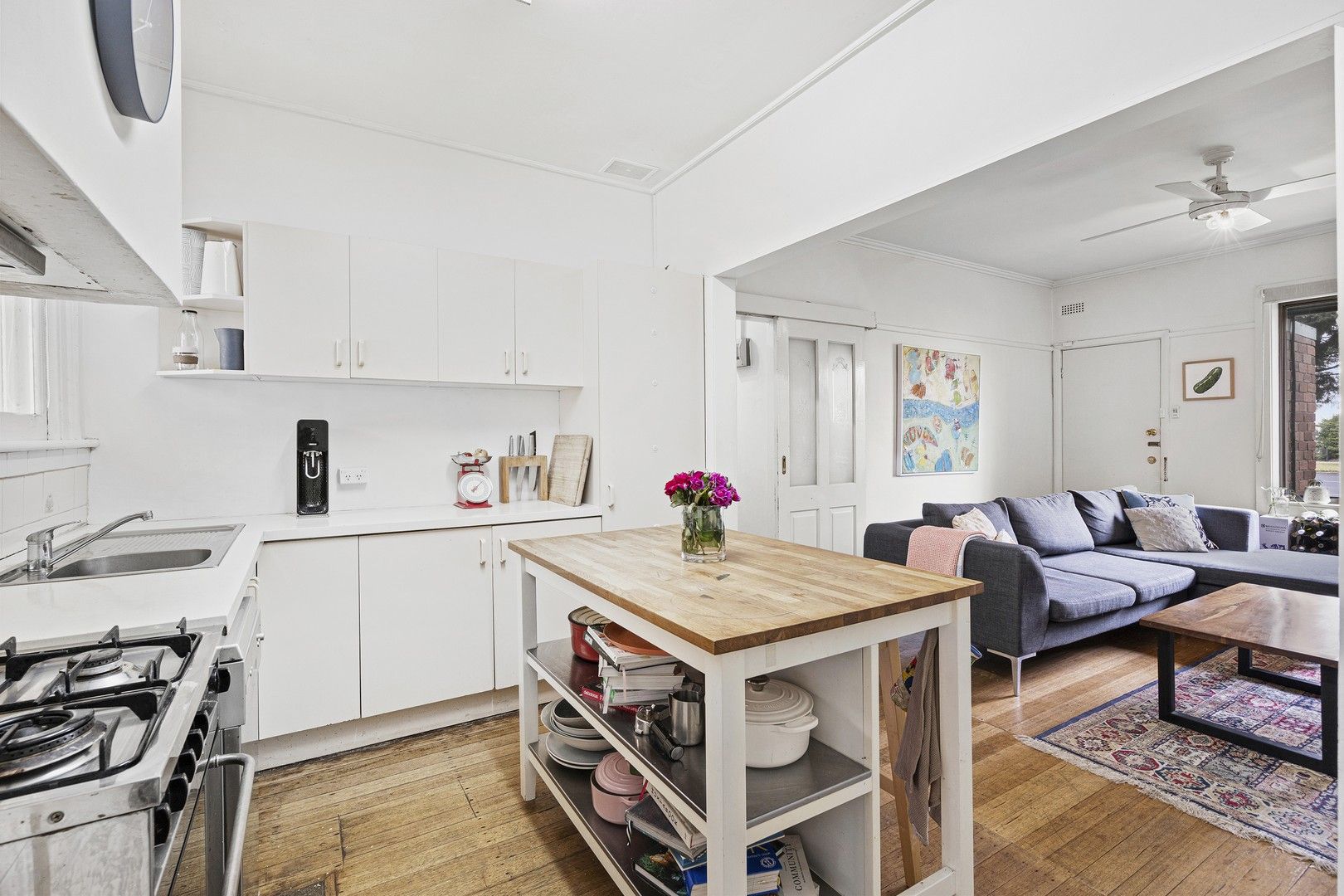 3 bedrooms House in 249 THE BOULEVARD PORT MELBOURNE VIC, 3207