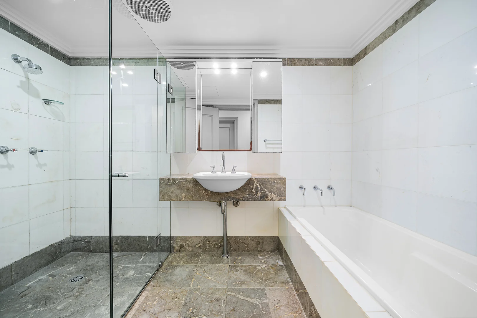 Additional image 11 of 1/1-3 Conway Avenue, Rose Bay NSW 2029