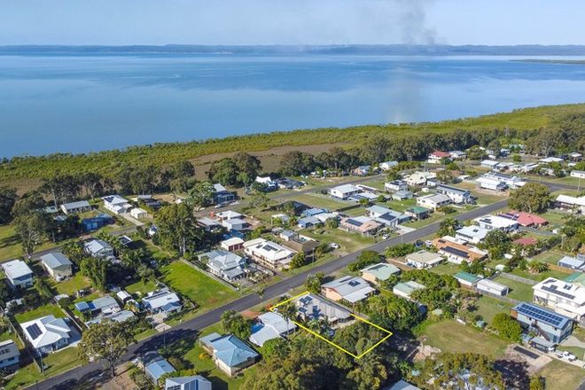 Picture of 15 Island Outlook, RIVER HEADS QLD 4655