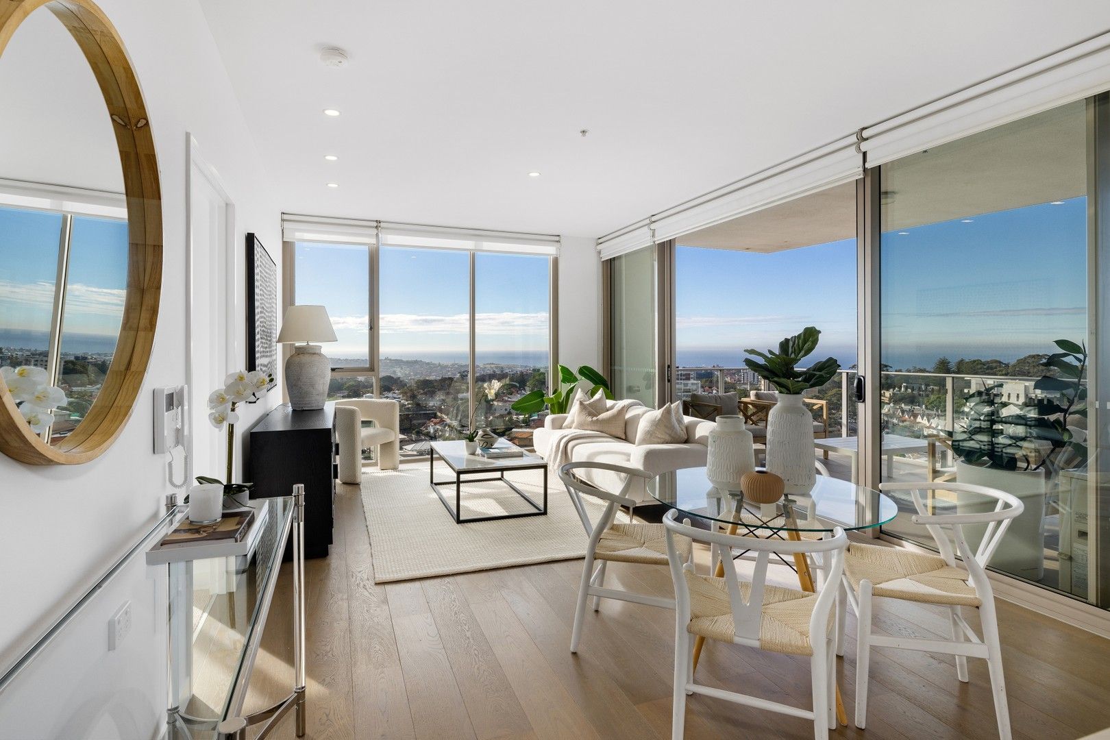 2 bedrooms Apartment / Unit / Flat in 1804/253 Oxford Street BONDI JUNCTION NSW, 2022