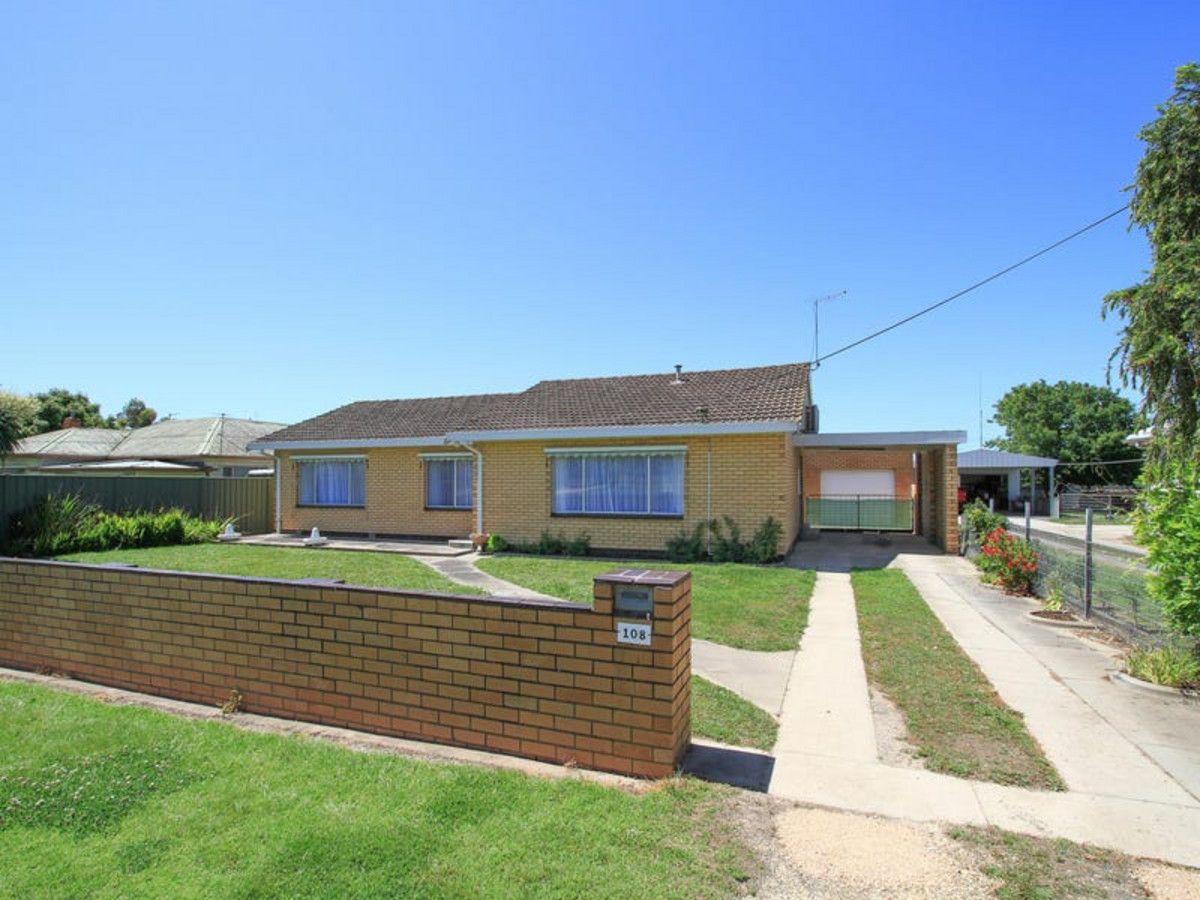 108 Powerscourt Street, Maffra VIC 3860, Image 0