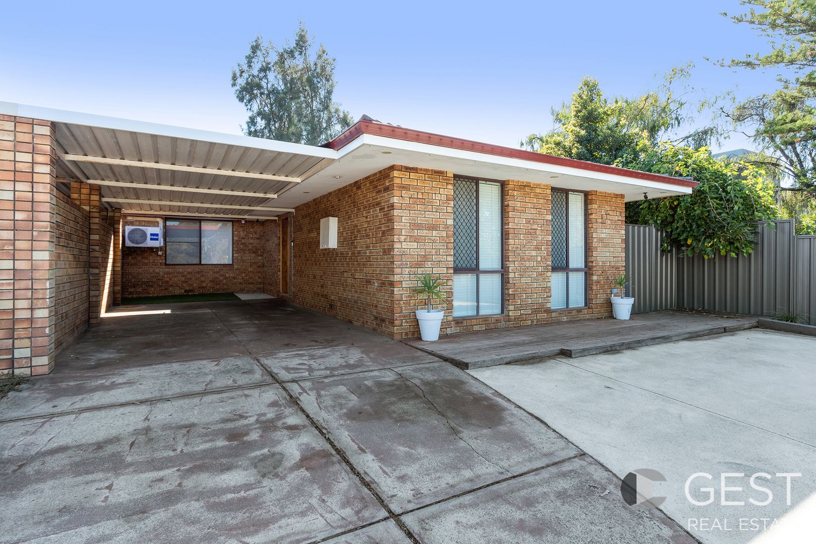 21B BLYTHE AVENUE, Yokine WA 6060, Image 2