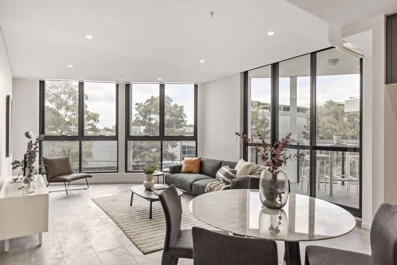 2 bedrooms Apartment / Unit / Flat in 209/581 Gardeners Road MASCOT NSW, 2020