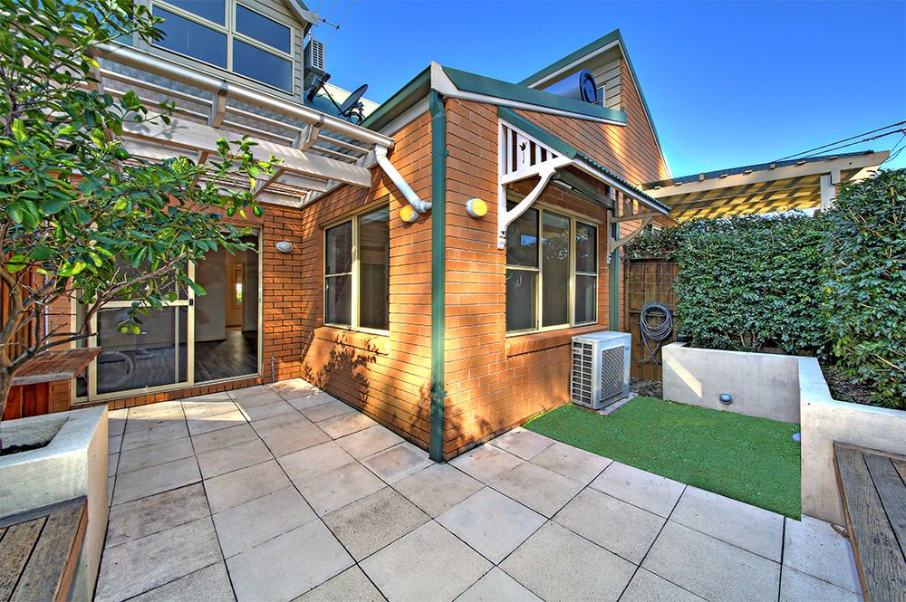 2 bedrooms Townhouse in 2/11 Milton Street St LEICHHARDT NSW, 2040