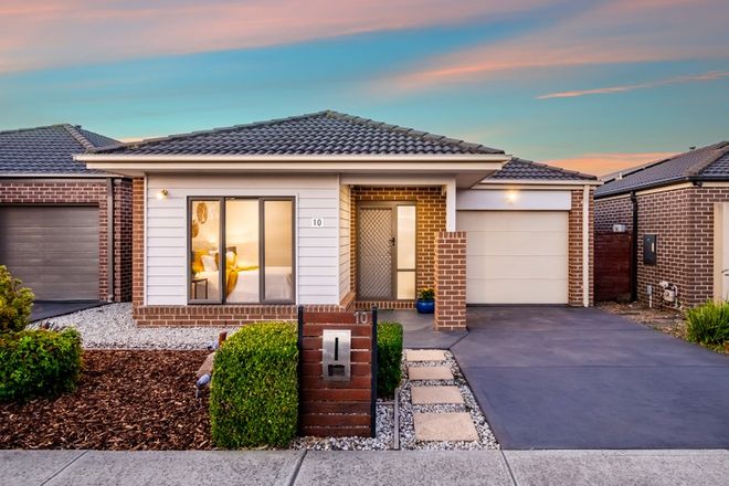 Picture of 10 Chantenay Parade, CRANBOURNE NORTH VIC 3977