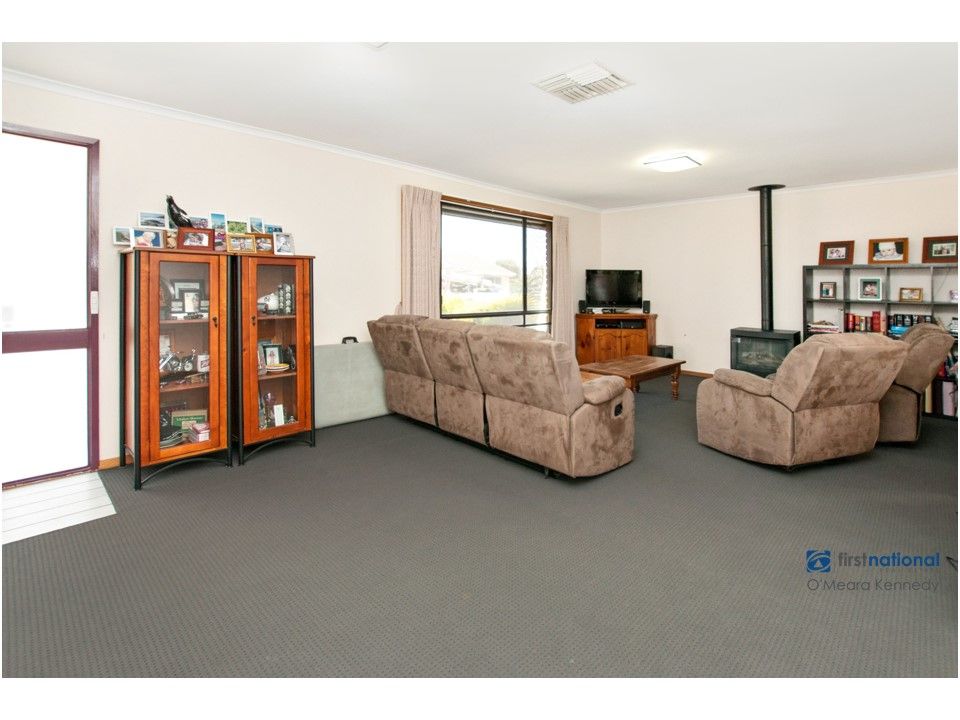 2 Heyington Place, Yarrawonga VIC 3730, Image 1