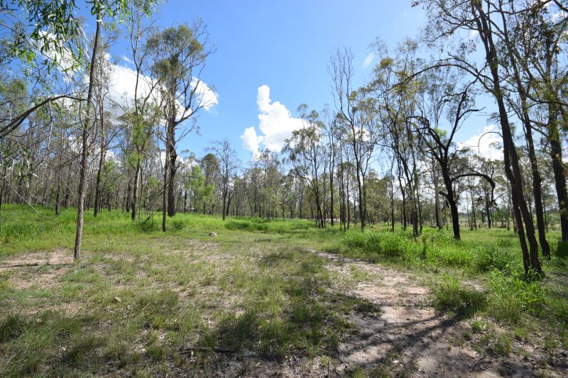 138 Wyatts Road, Rifle Range QLD 4311, Image 2