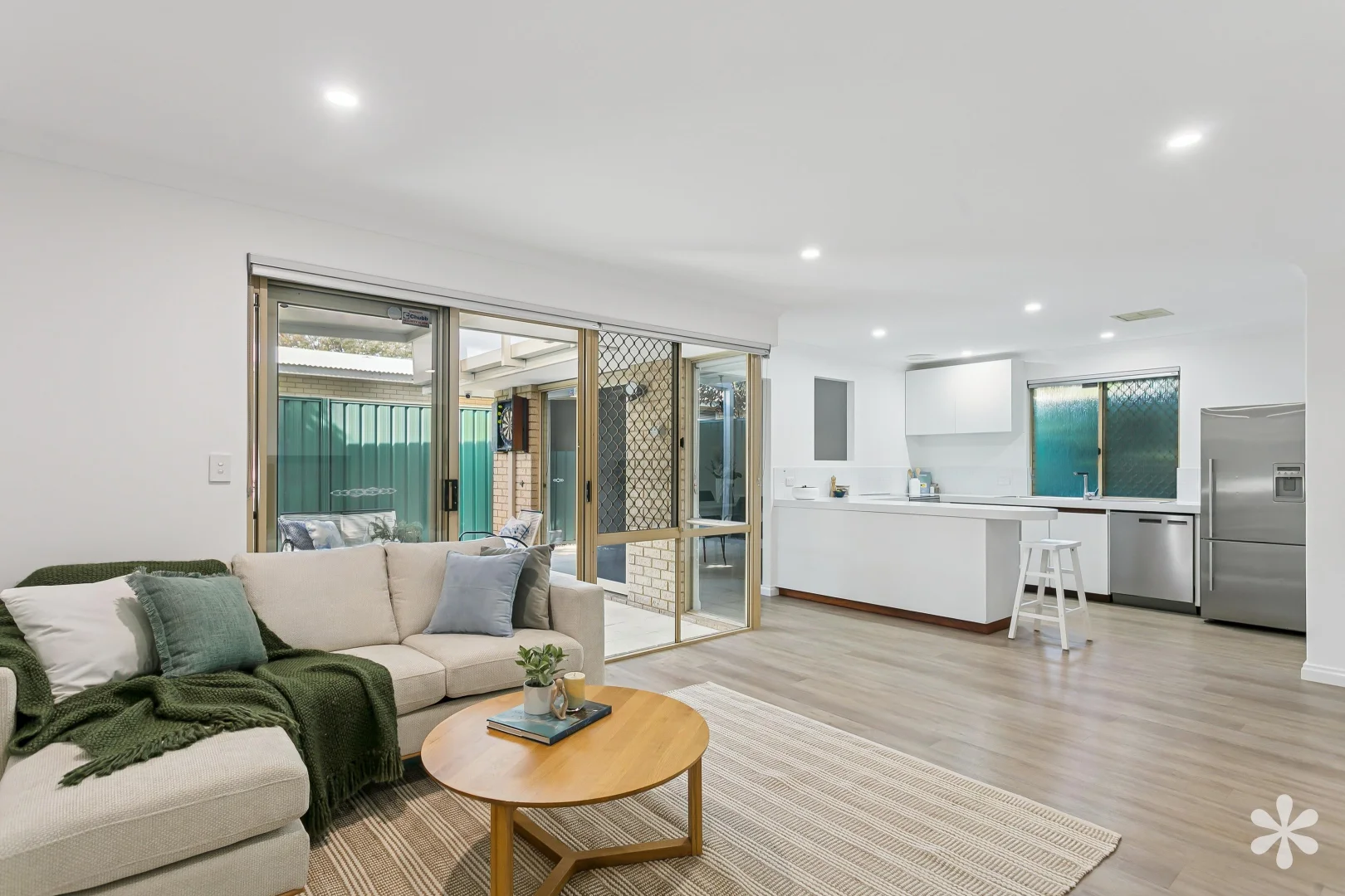 Additional image 2 of 34D Oswald Street, Victoria Park WA 6100