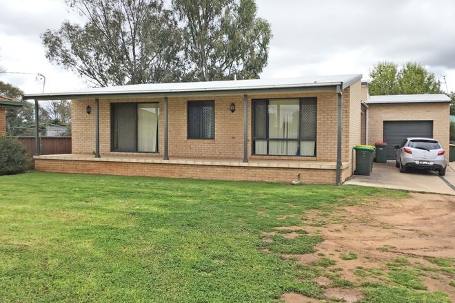 Picture of 114 Wattle Crescent, NARROMINE NSW 2821