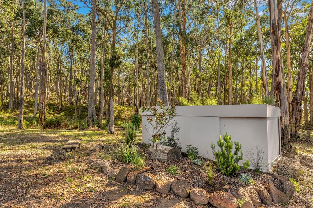 205 Calway Lane, Gordon VIC 3345, Image 2