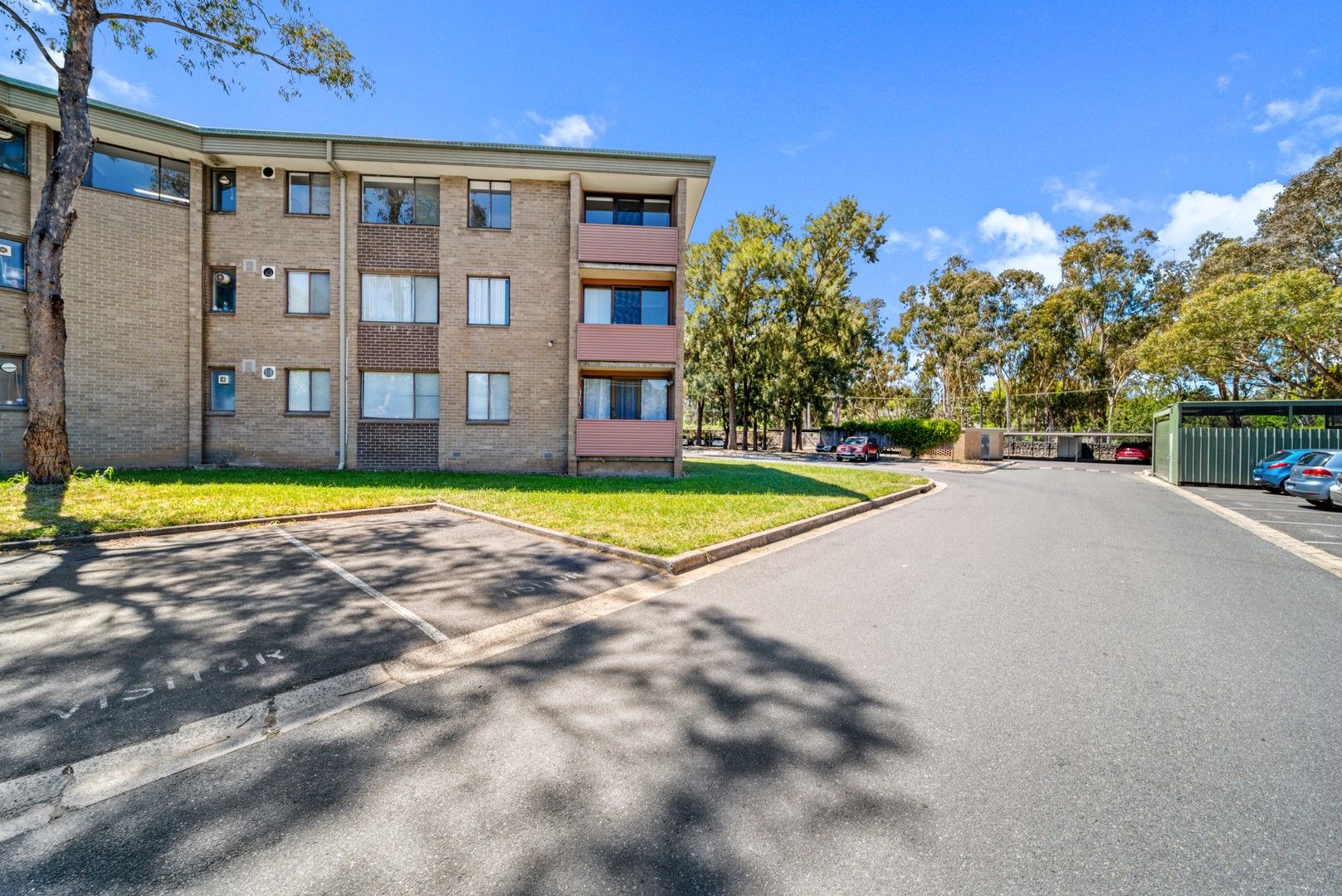 2 bedrooms Apartment / Unit / Flat in 36B/60 Wattle Street LYNEHAM ACT, 2602