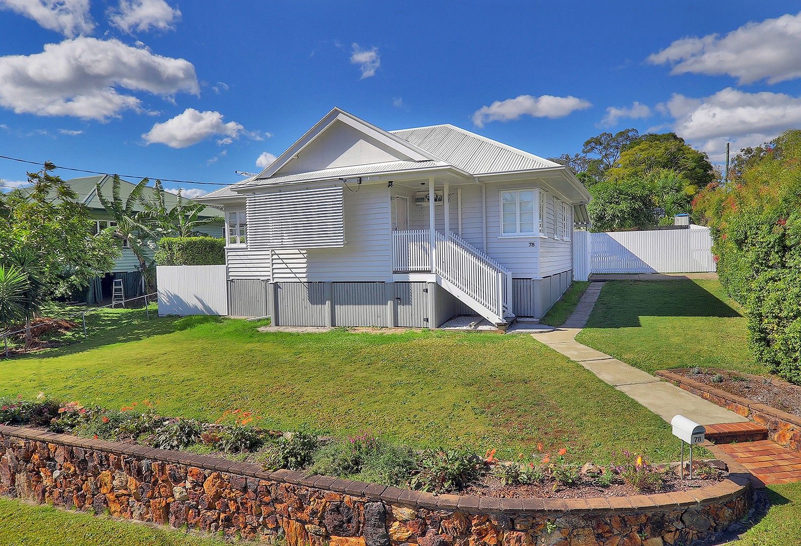 3 bedrooms House in 78 Summerville Street CARINA HEIGHTS QLD, 4152