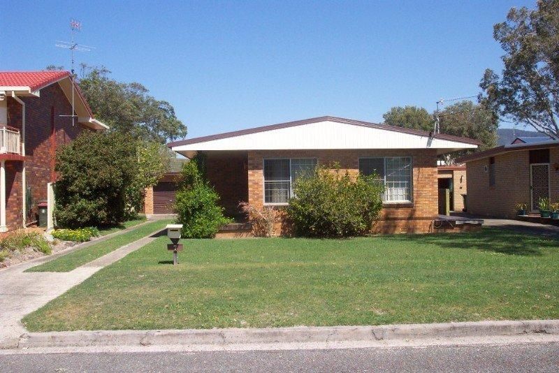 7 Bayside Avenue, North Haven Property History & Address Research