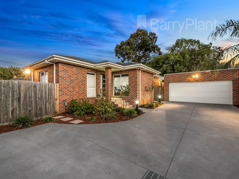 2/17 Kumala Road, Bayswater VIC 3153, Image 0