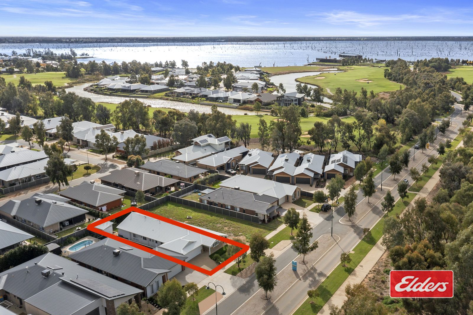 14 Silverwoods Boulevard, Yarrawonga VIC 3730 Domain